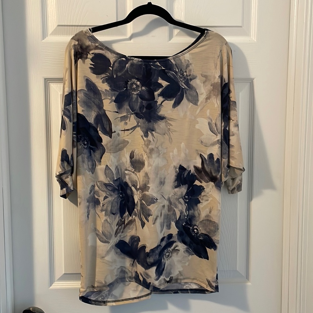 NWOT White Birch dolman style top